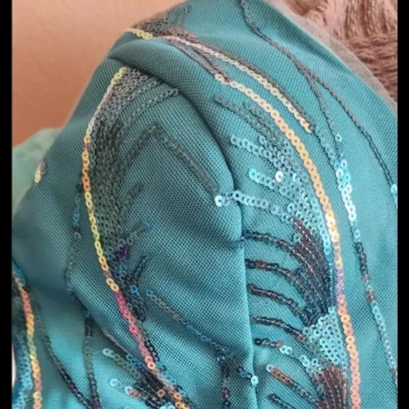 Turquoise, Sleeveless, plants pattern , split thigh, long lenth, bodyco… - Picture 10 of 14